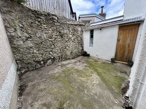 Photo 15- click for photo gallery